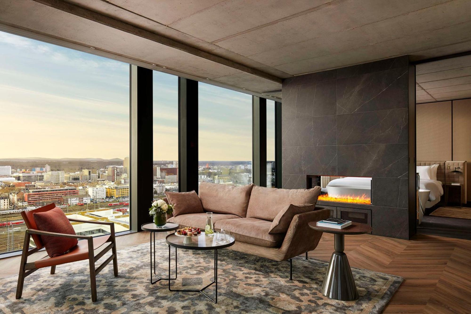 Nh Collection Frankfurt Spin Tower Hotell Frankfurt am Main Exteriör bild