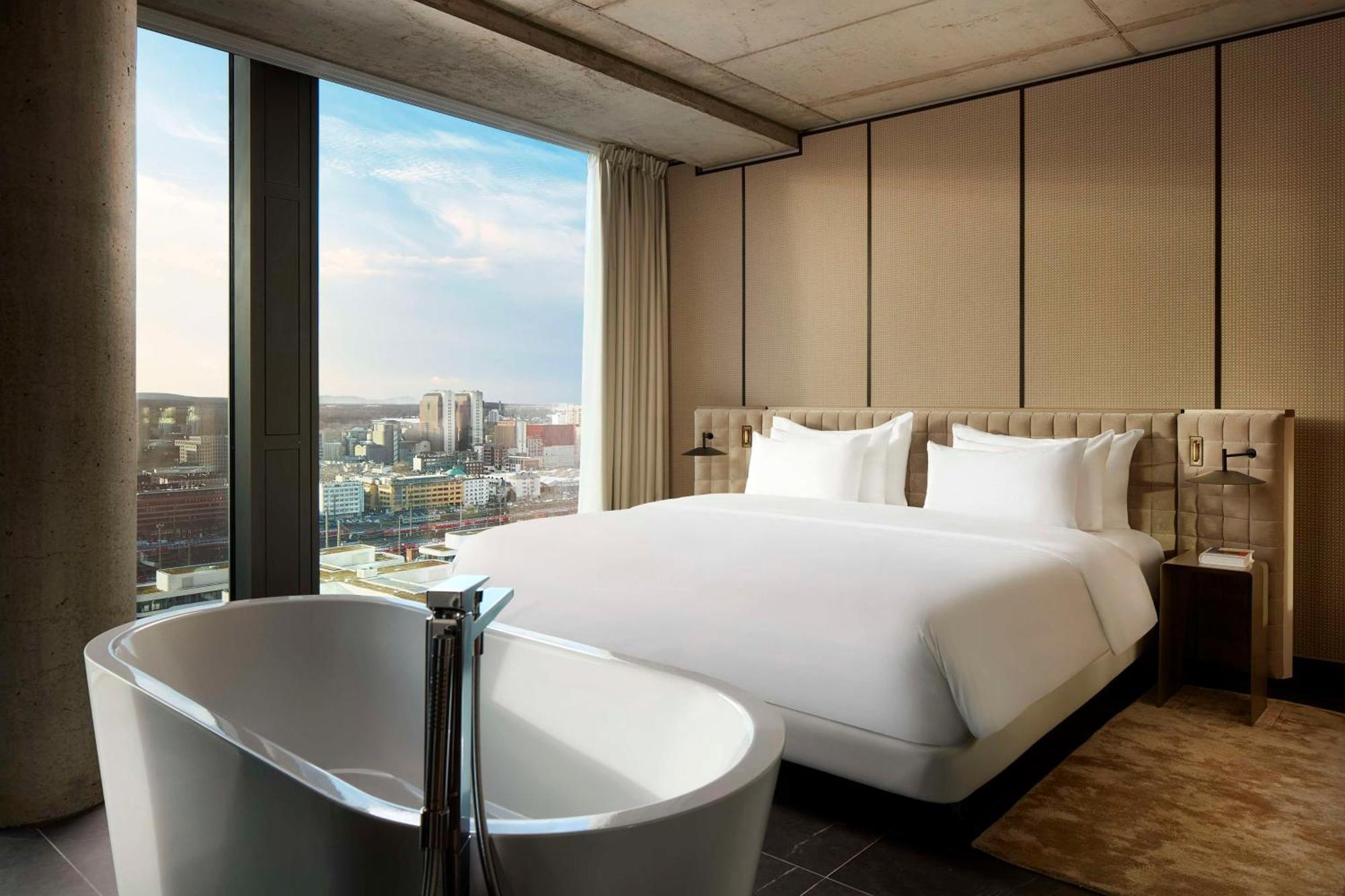 Nh Collection Frankfurt Spin Tower Hotell Frankfurt am Main Exteriör bild