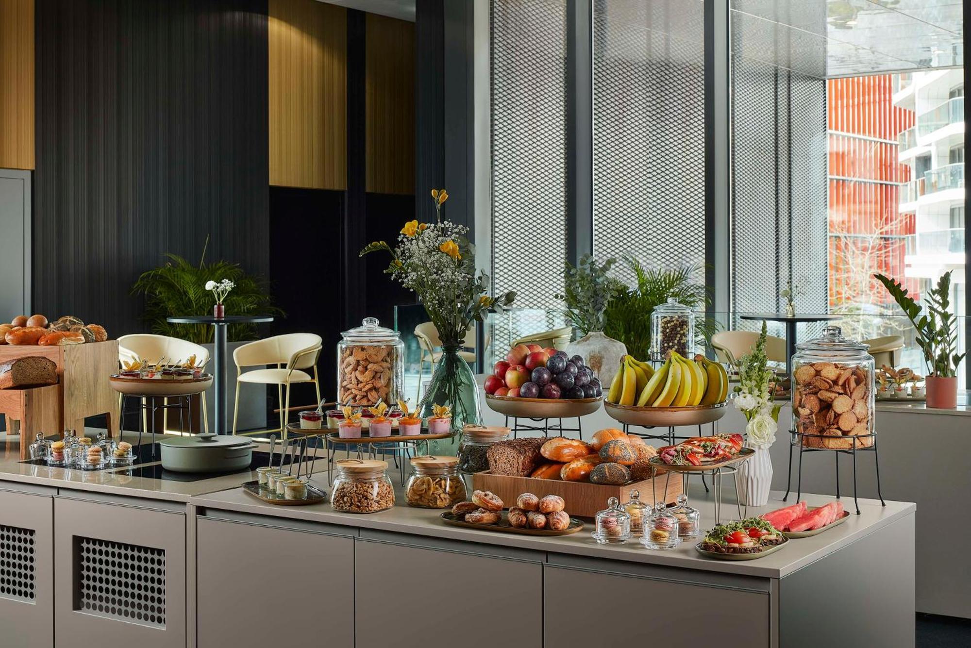 Nh Collection Frankfurt Spin Tower Hotell Frankfurt am Main Exteriör bild