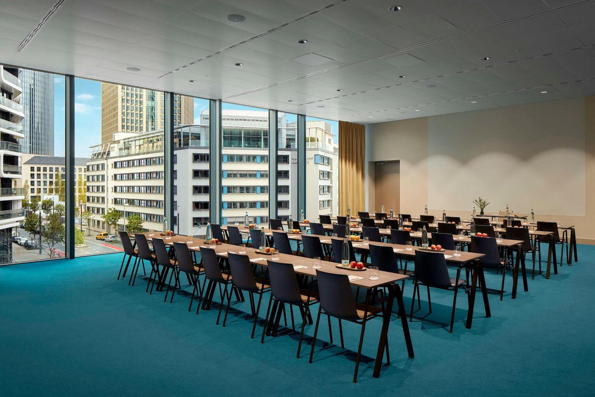 Nh Collection Frankfurt Spin Tower Hotell Frankfurt am Main Exteriör bild