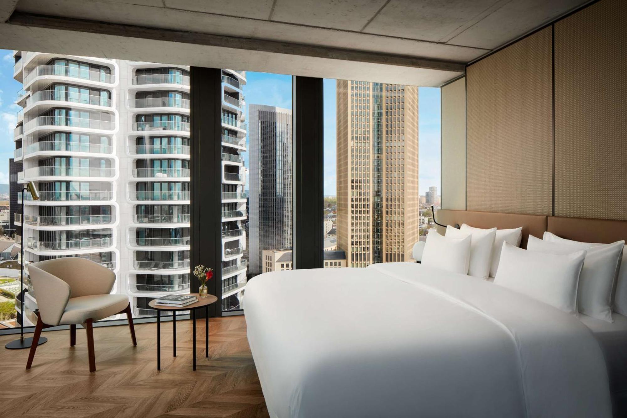 Nh Collection Frankfurt Spin Tower Hotell Frankfurt am Main Exteriör bild